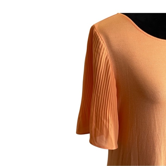 TALBOTS PLEATED CORAL CREW NECK TEE SZ MED - Picture 5 of 12